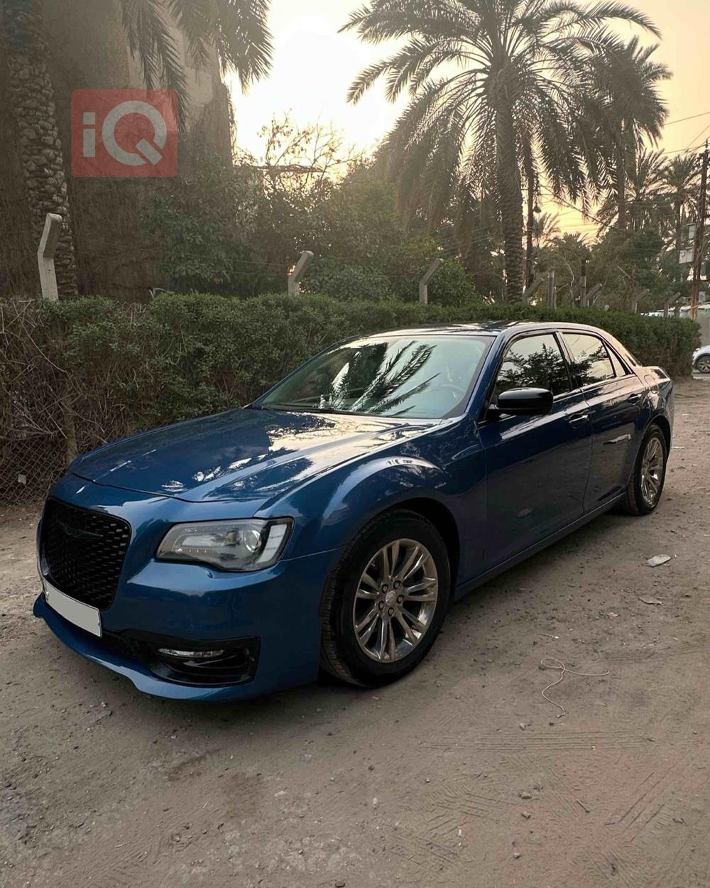 كرايسلر 300